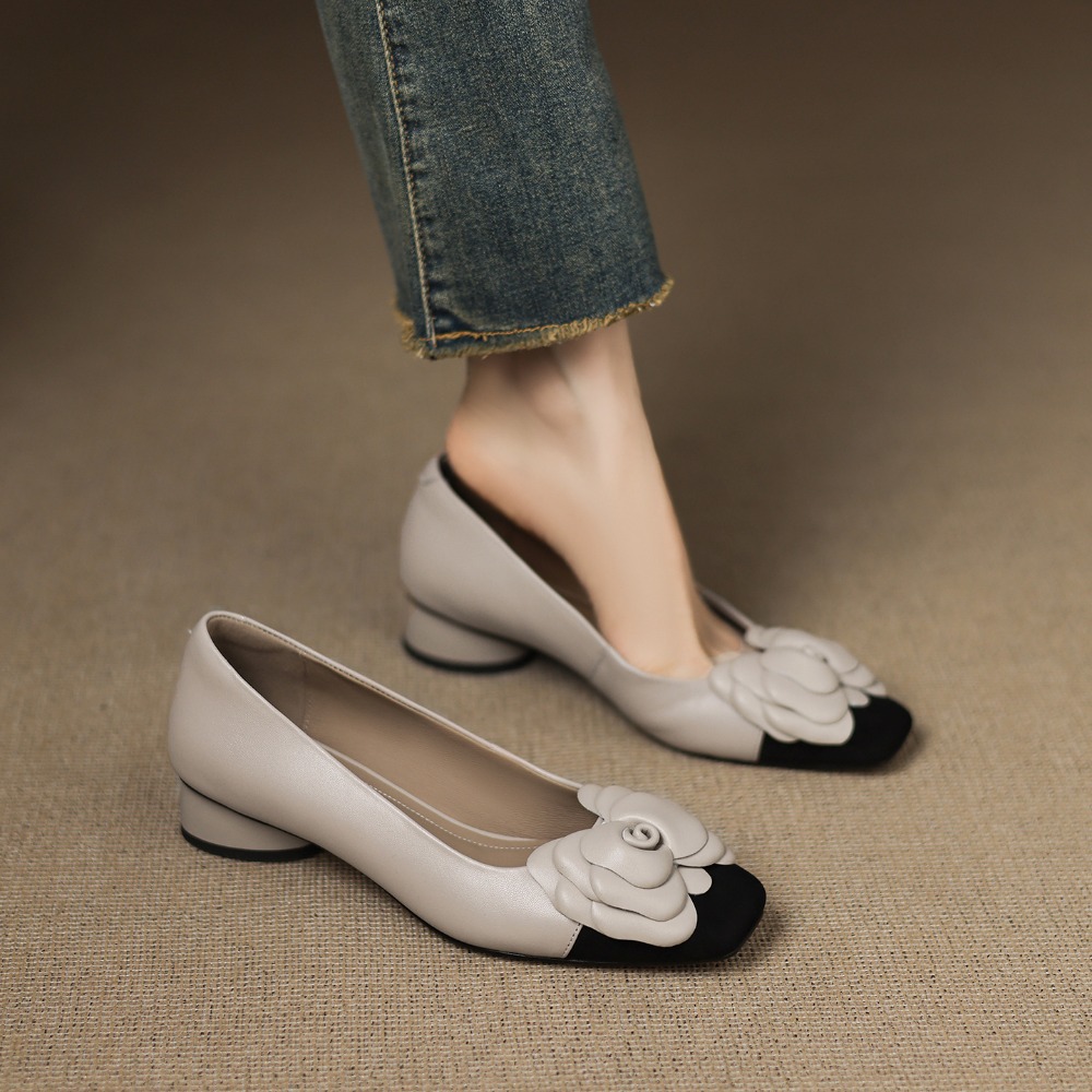 Scarpe singole con fiori alla  - Women Shoes Loafers recensione e prezzo