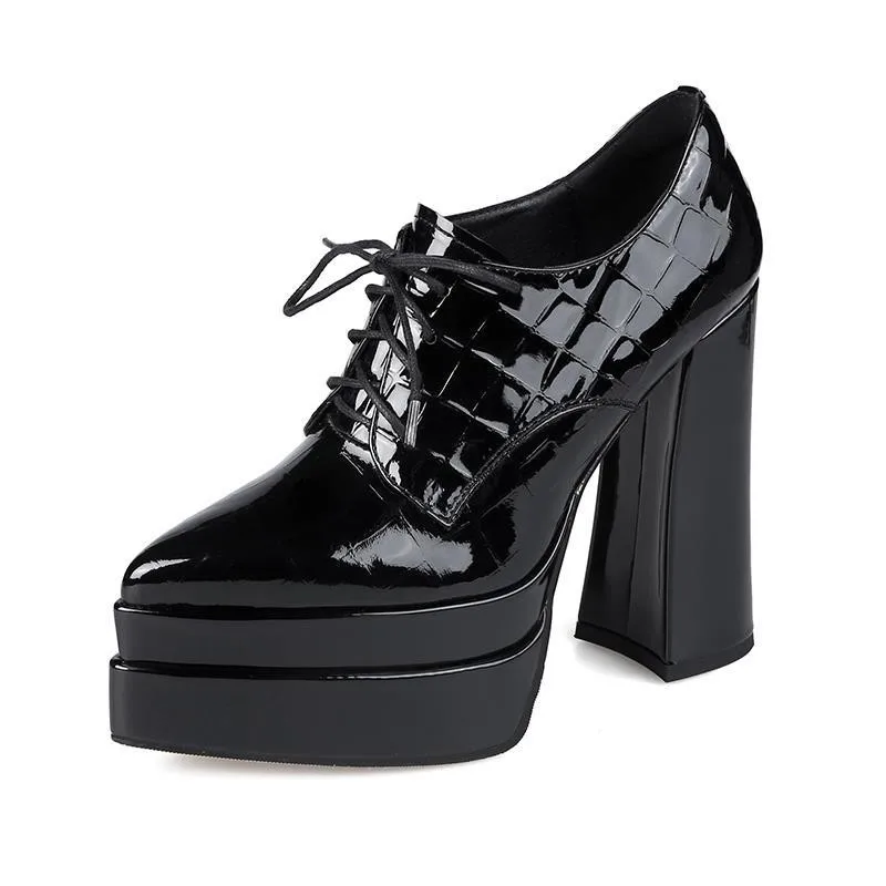 Punta a punta con cinturino Ta - Patent Leather Pump recensione e prezzo