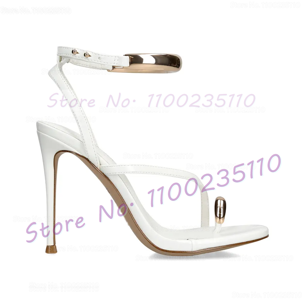 Sandali Stiletto con Anello Me - Platform Mule Heel recensione e prezzo