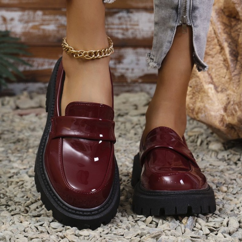 Mocassini con tacco medio in p - Patent Leather Pump recensione e prezzo