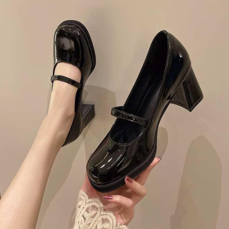 Décolleté da donna Moda Mary J - Patent Leather Pump recensione e prezzo